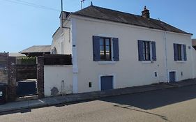 agréable maison 7 personnes proche centre ville de Nogent